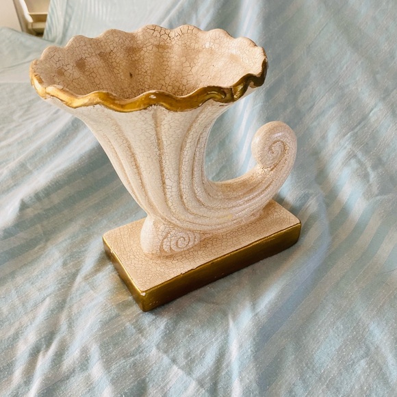 Vintage plant decor - Picture 4 of 6